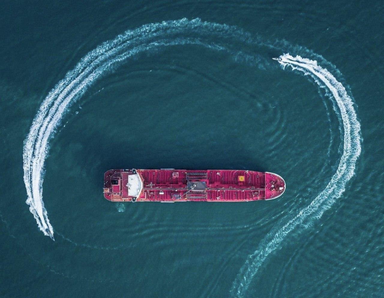 Stena Impero by Morteza Akhondi