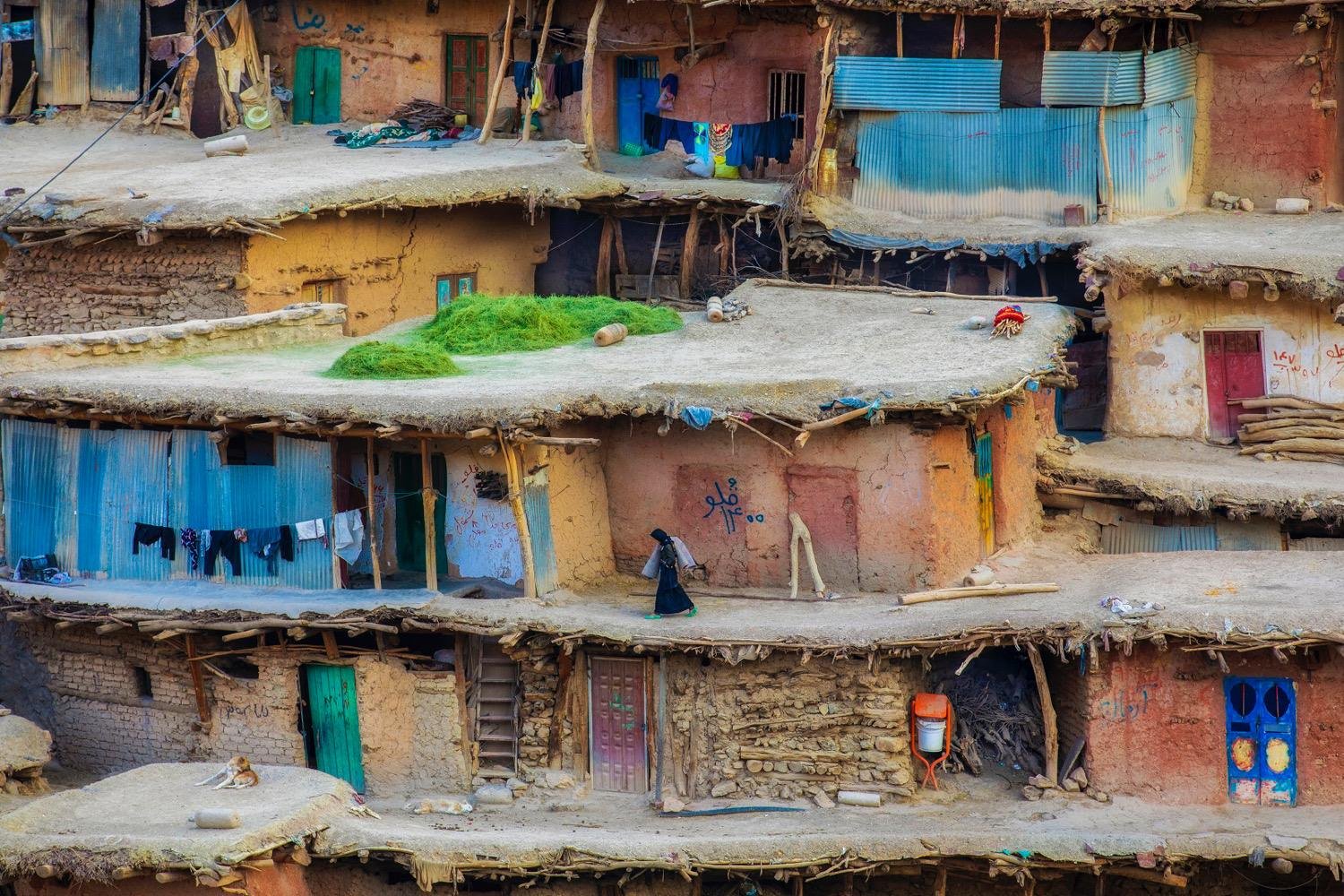 Simple life by Mohammad Esteki